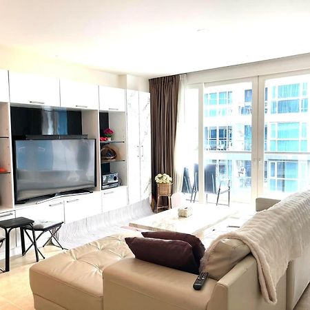 2 Bedrooms Near Pattaya Beach Екстер'єр фото
