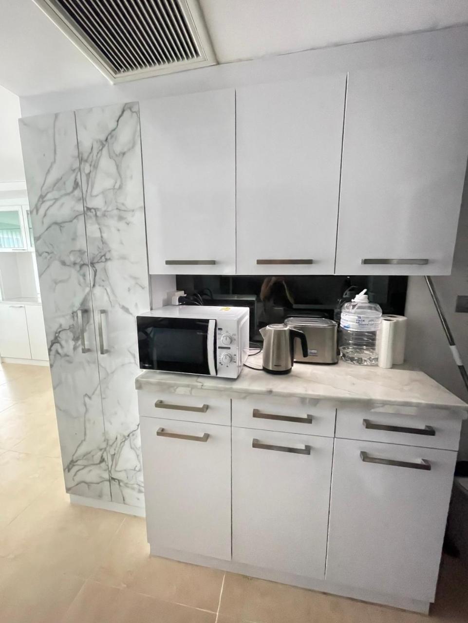 2 Bedrooms Near Pattaya Beach Екстер'єр фото