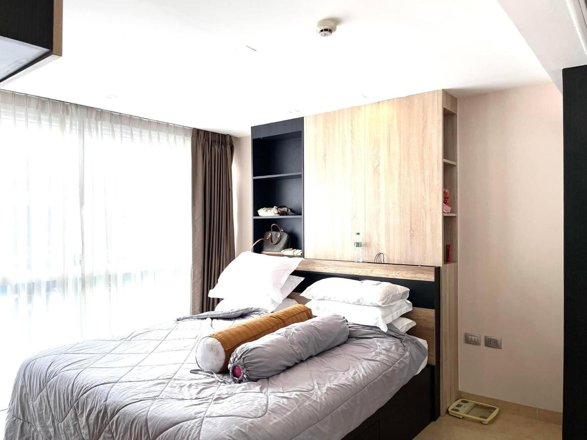 2 Bedrooms Near Pattaya Beach Екстер'єр фото