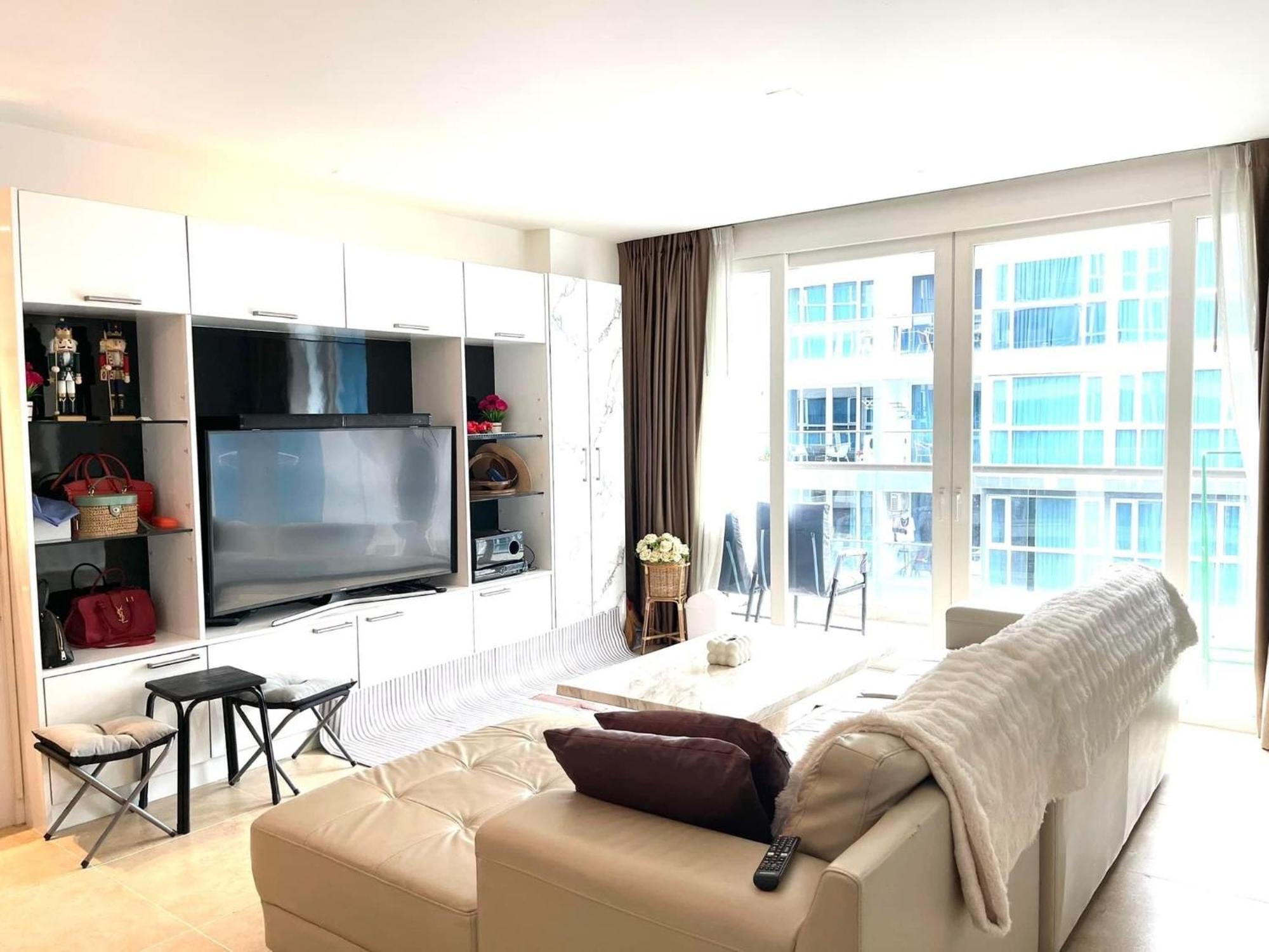 2 Bedrooms Near Pattaya Beach Екстер'єр фото
