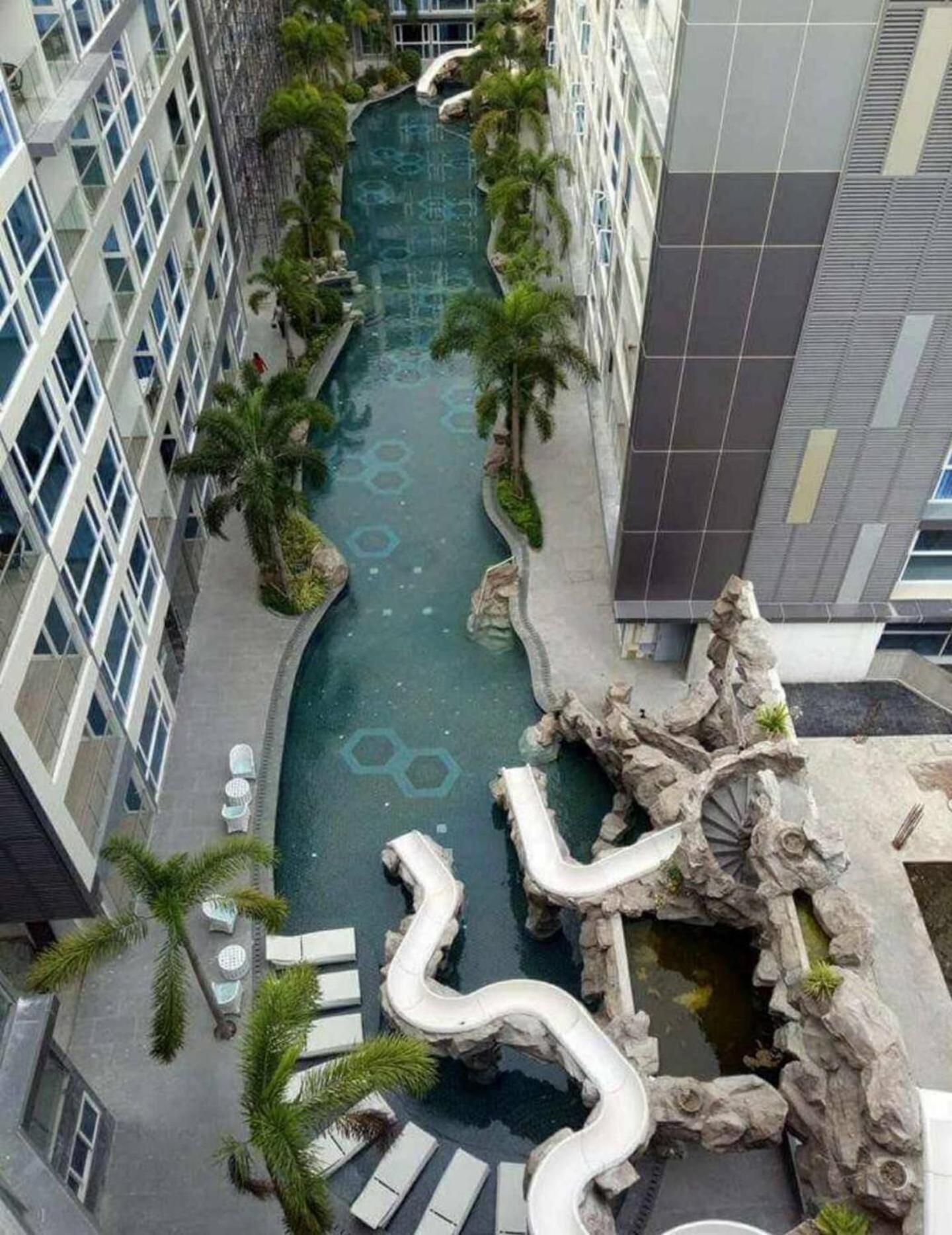 2 Bedrooms Near Pattaya Beach Екстер'єр фото